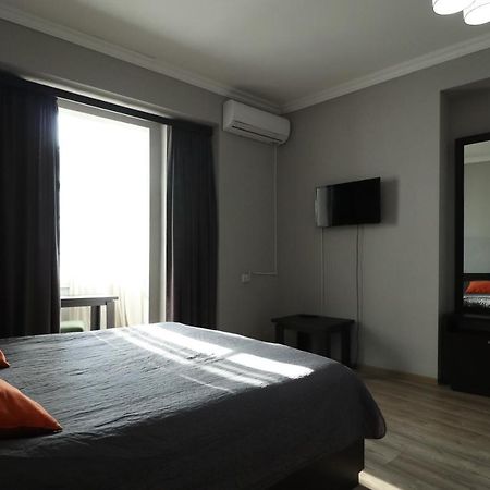 Erekle 8/10 Tbilisi Exterior foto